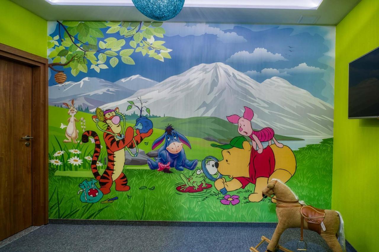 Goralski Dworek ビャウカ エクステリア 写真